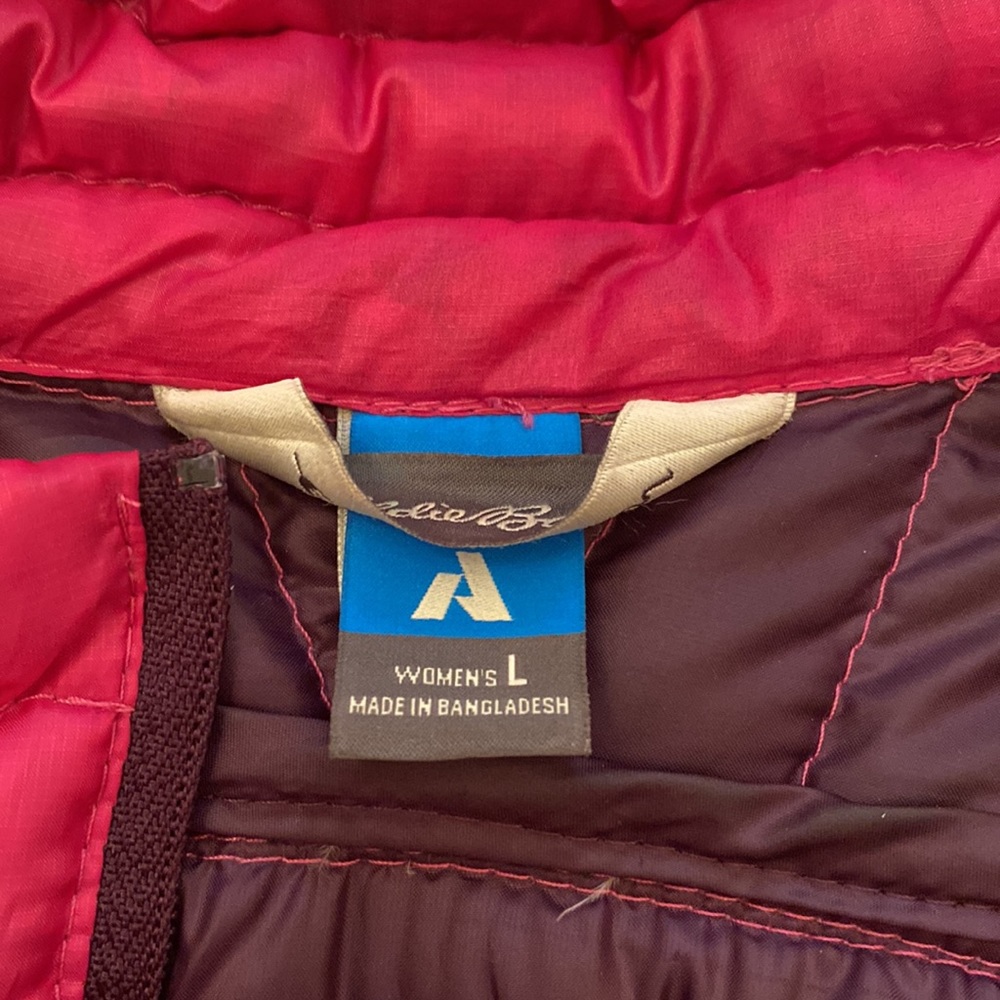 First Ascent down jacket women’s large - Picture 4 of 5